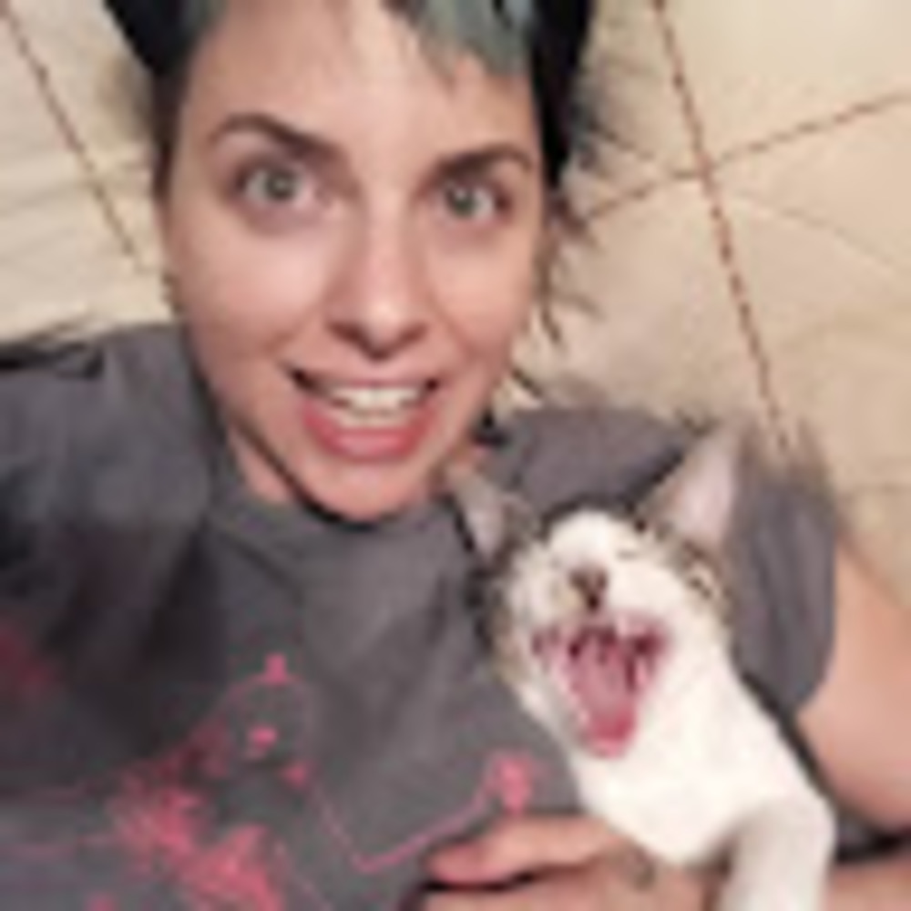 Meet your Posher, Holly